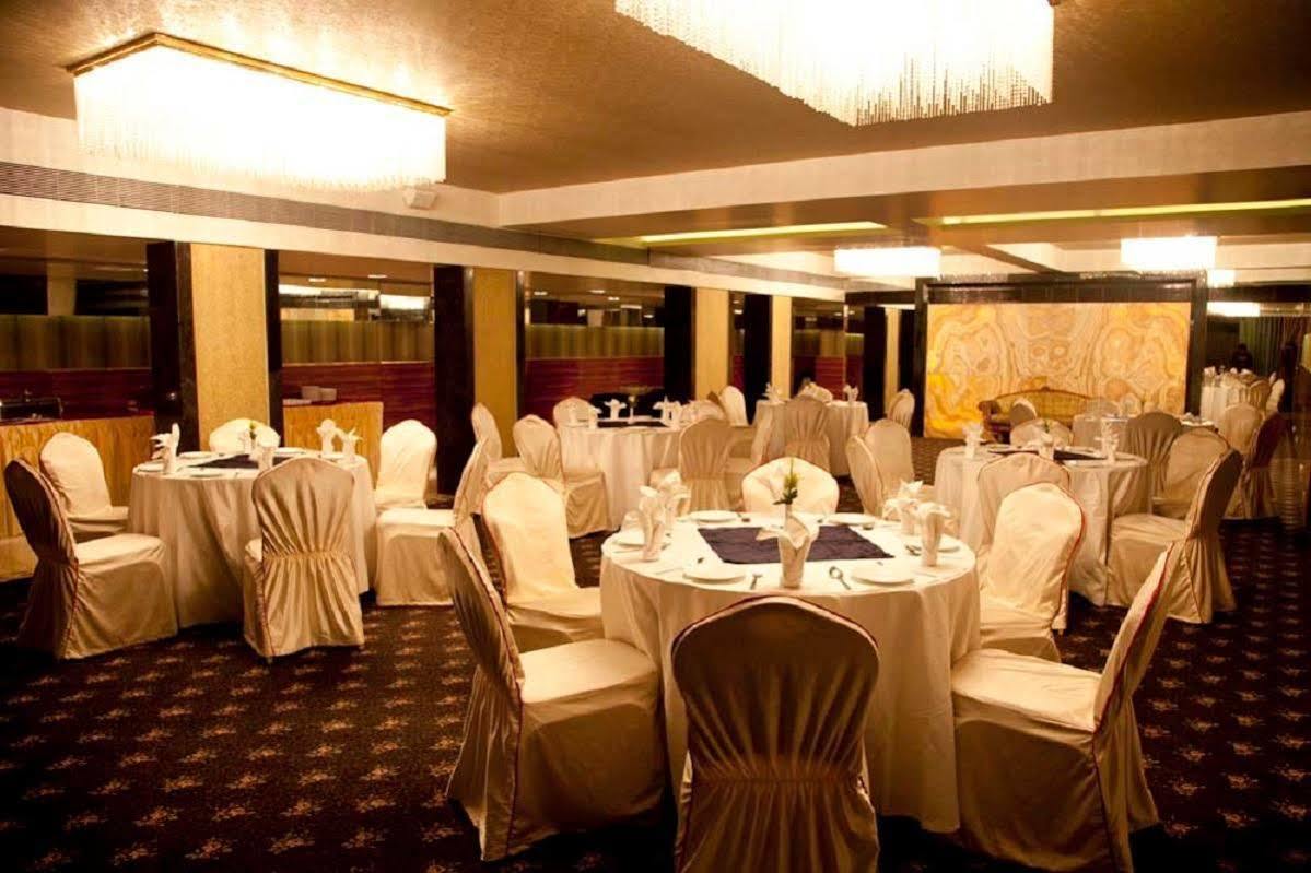 Hotel Hardeo Ναγκπούρ Εξωτερικό φωτογραφία